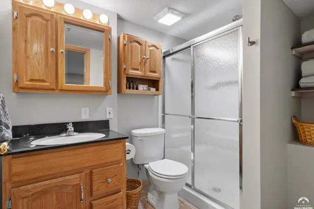 $429,900 | 909 Joseph Drive, Lawrence, KS 66049