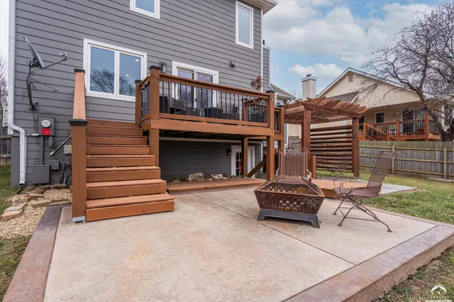 $429,900 | 909 Joseph Drive, Lawrence, KS 66049