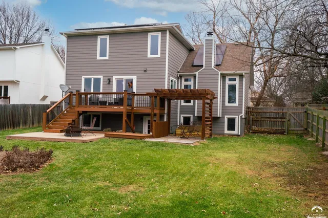 $429,900 | 909 Joseph Drive, Lawrence, KS 66049