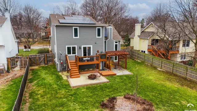 $429,900 | 909 Joseph Drive, Lawrence, KS 66049