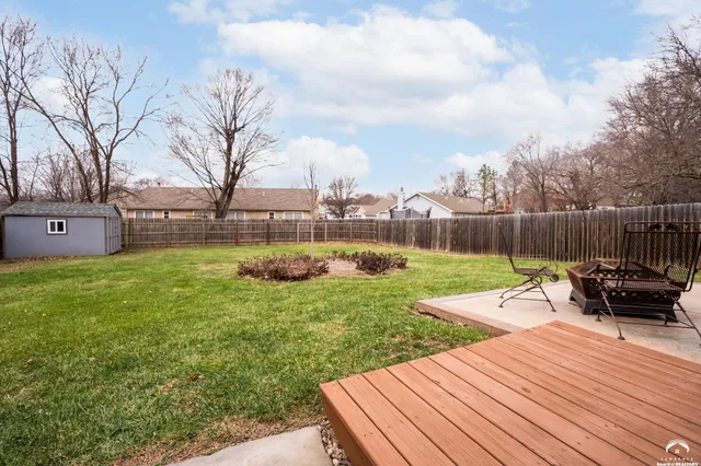 $429,900 | 909 Joseph Drive, Lawrence, KS 66049