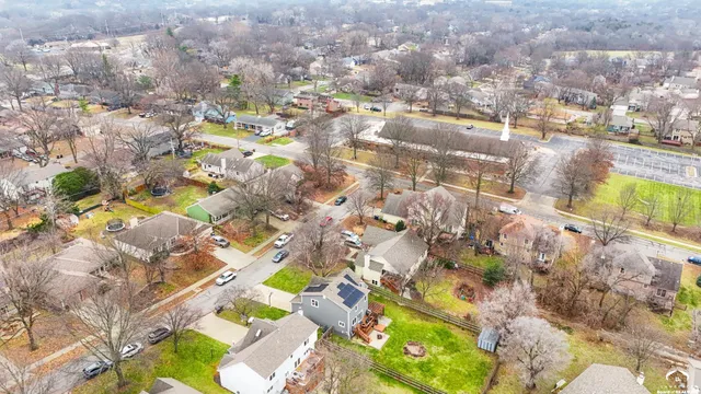 $429,900 | 909 Joseph Drive, Lawrence, KS 66049