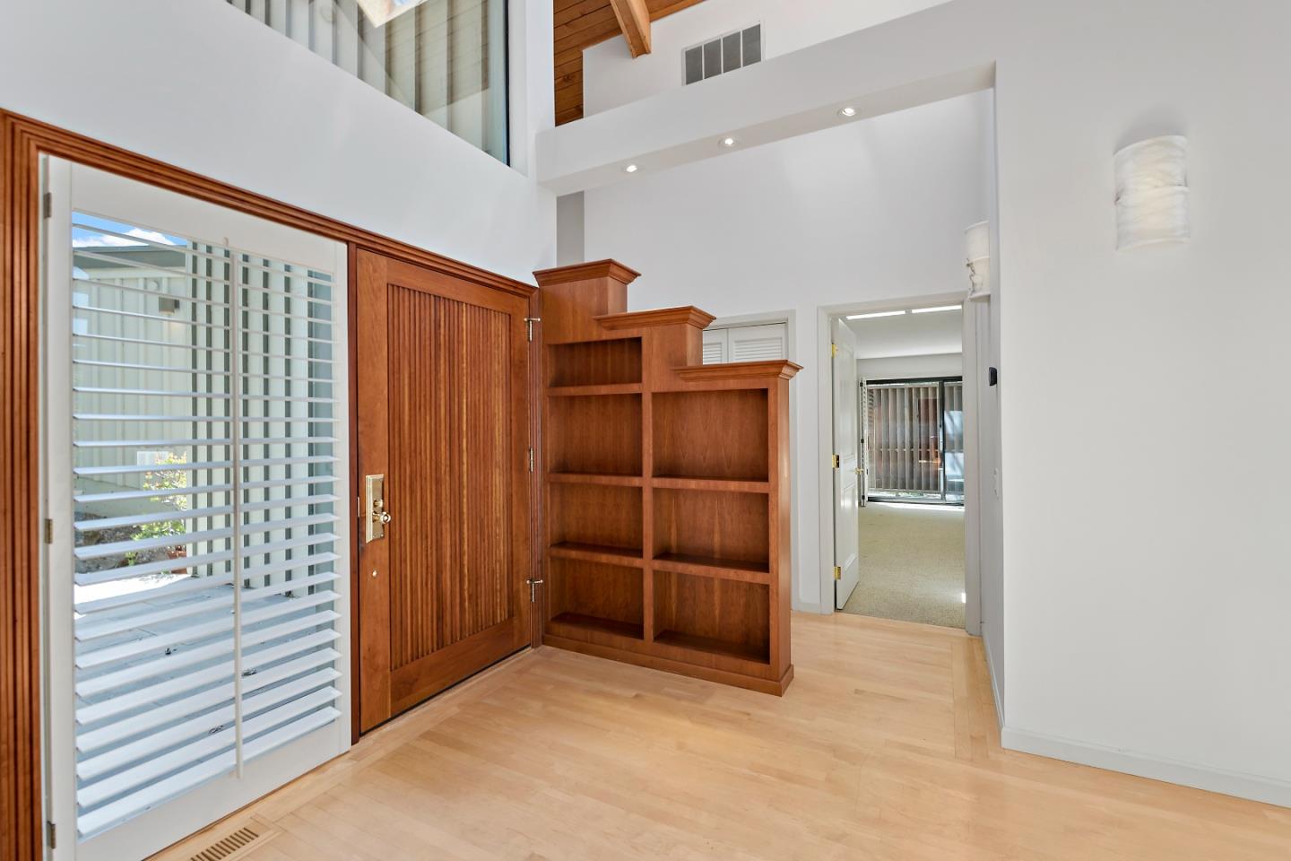 5 Franciscan Ridge Portola Valley, CA 94028 - Photo 3 of 34
