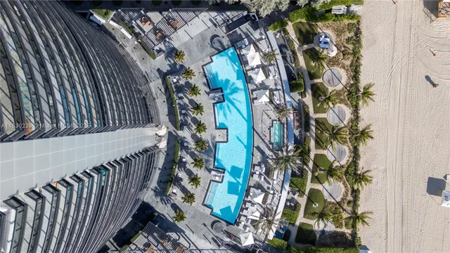 $3,989,999 | 18555 Collins Avenue, Unit 2303, Sunny Isles Beach, FL 33160