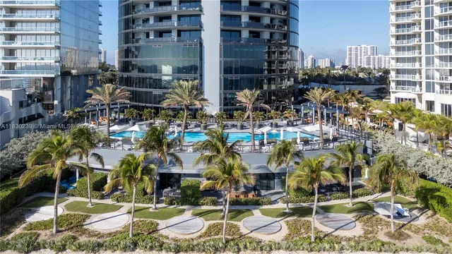 $3,989,999 | 18555 Collins Avenue, Unit 2303, Sunny Isles Beach, FL 33160