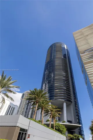 $3,989,999 | 18555 Collins Avenue, Unit 2303, Sunny Isles Beach, FL 33160