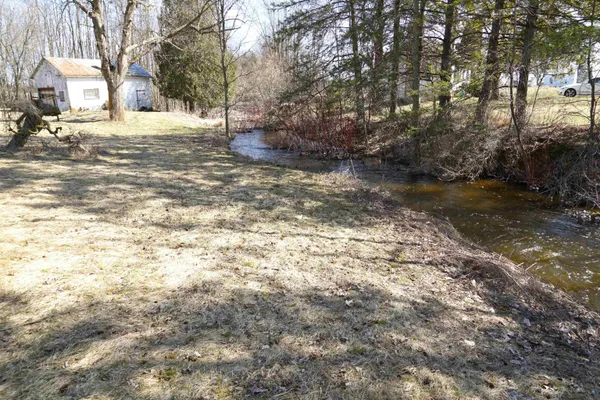 $189,850 | E1305 Bolt Road, Denmark, WI 54208