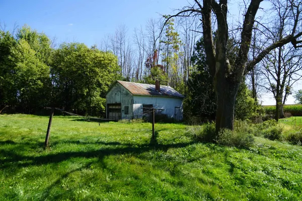 $189,850 | E1305 Bolt Road, Denmark, WI 54208