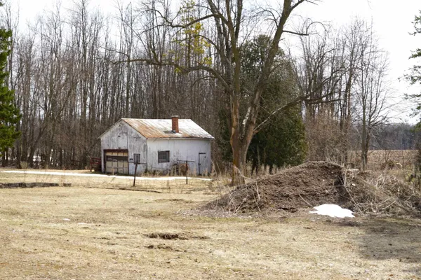 $189,850 | E1305 Bolt Road, Denmark, WI 54208