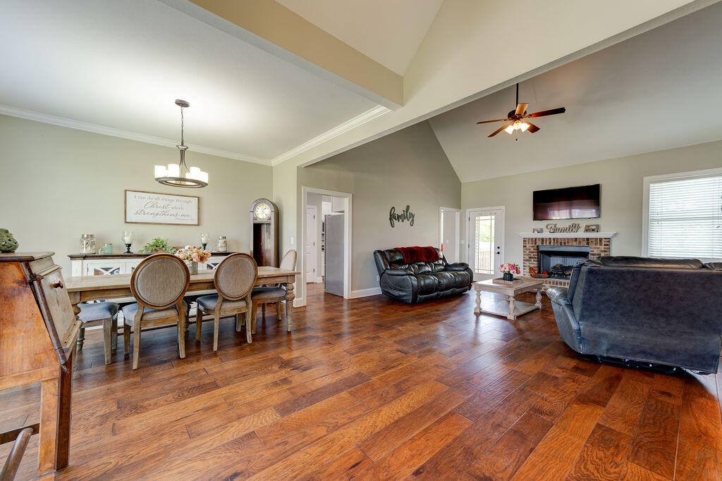 197 Lexington Stop Drive Rock Spring, GA 30739 - Photo 11 of 47 197LexingtonStop-24