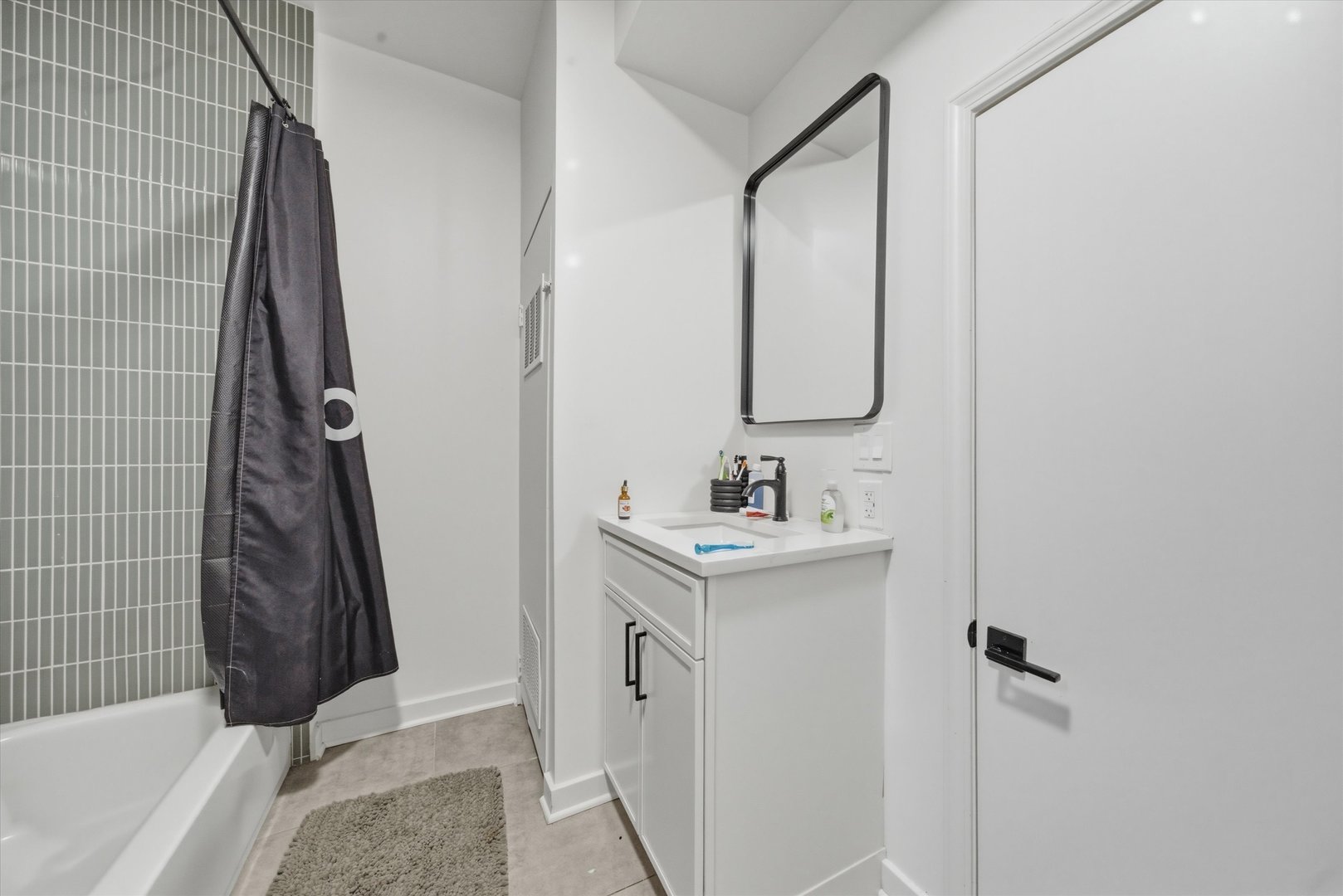 1113 South Racine Avenue Chicago, IL 60607 - Photo 14 of 40