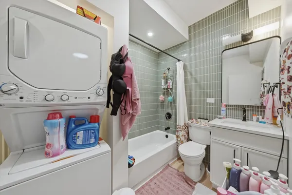 $1,025,000 | 1113 South Racine Avenue, Chicago, IL 60607