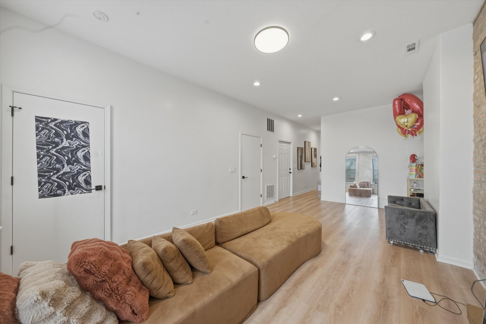 1113 South Racine Avenue Chicago, IL 60607 - Photo 19 of 40