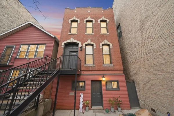 $1,025,000 | 1113 South Racine Avenue, Chicago, IL 60607