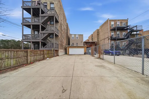 $1,025,000 | 1113 South Racine Avenue, Chicago, IL 60607