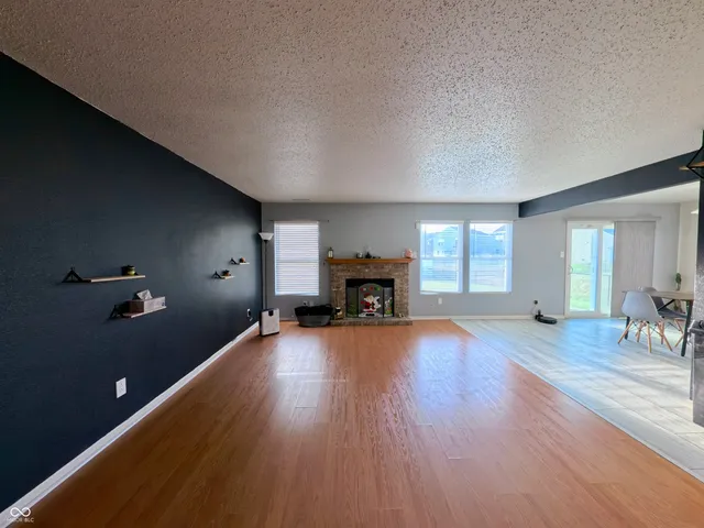 $279,900 | 921 Westpointe Drive, Shelbyville, IN 46176