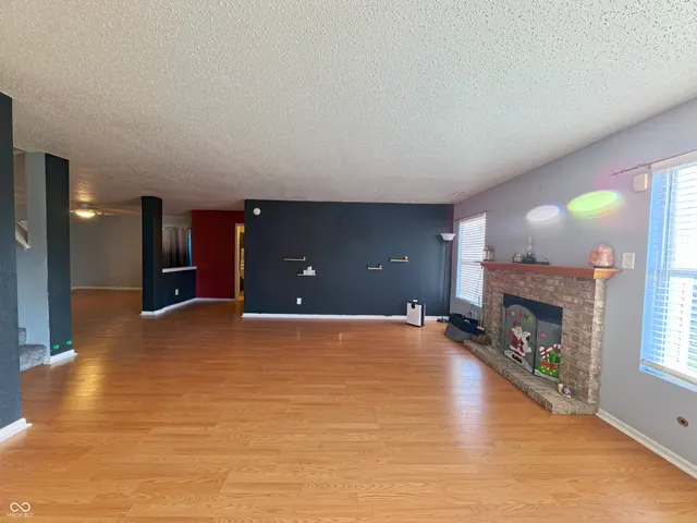 $279,900 | 921 Westpointe Drive, Shelbyville, IN 46176