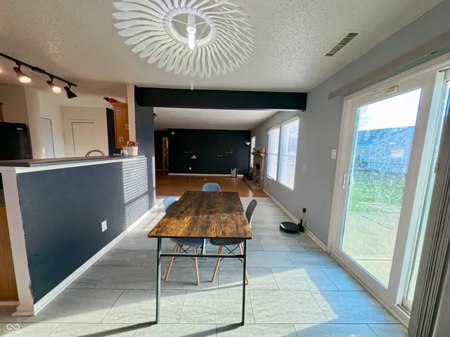 $279,900 | 921 Westpointe Drive, Shelbyville, IN 46176