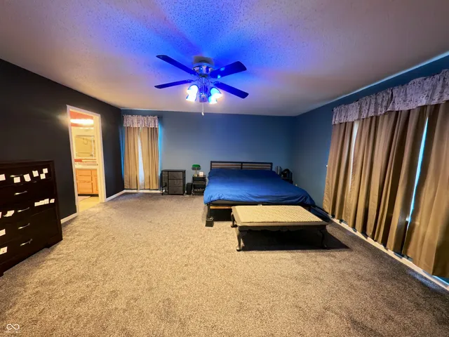 $279,900 | 921 Westpointe Drive, Shelbyville, IN 46176