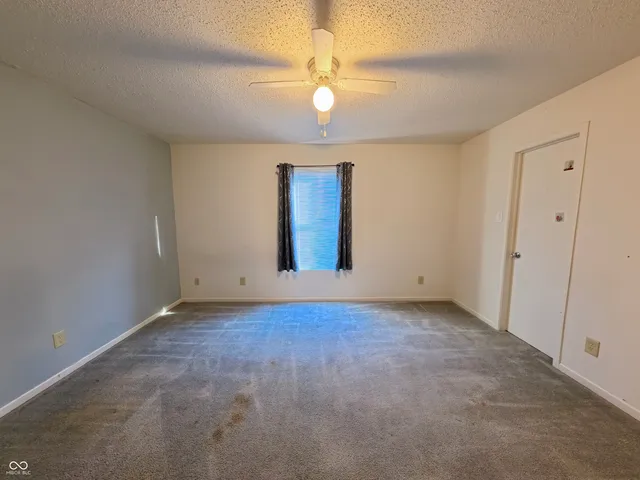 $279,900 | 921 Westpointe Drive, Shelbyville, IN 46176