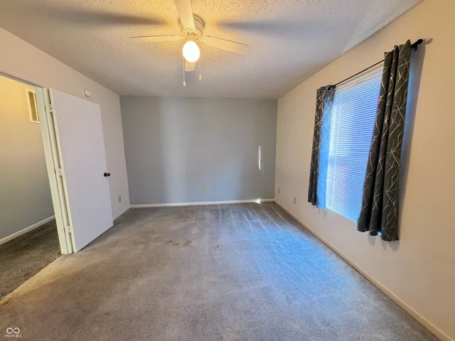 $279,900 | 921 Westpointe Drive, Shelbyville, IN 46176