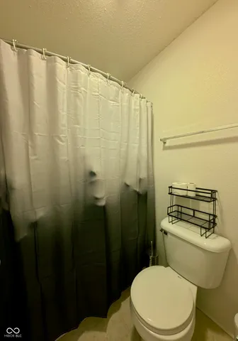 $279,900 | 921 Westpointe Drive, Shelbyville, IN 46176