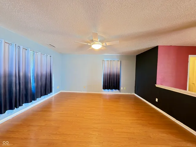 $279,900 | 921 Westpointe Drive, Shelbyville, IN 46176