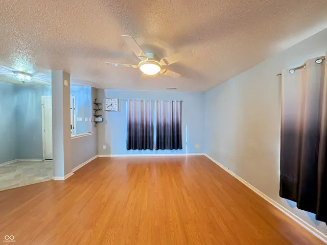 $279,900 | 921 Westpointe Drive, Shelbyville, IN 46176