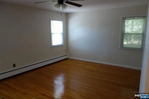 $4,475 | 410 Mayer Court, Unit 1ST FL WITH, Ridgefield, NJ 07657