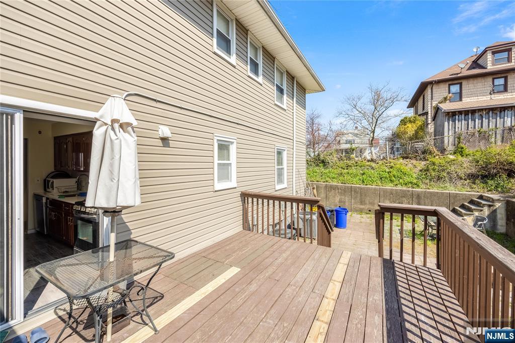 410 Mayer Court, Unit 1ST FL WITH Ridgefield, NJ 07657 - Photo 17 of 25