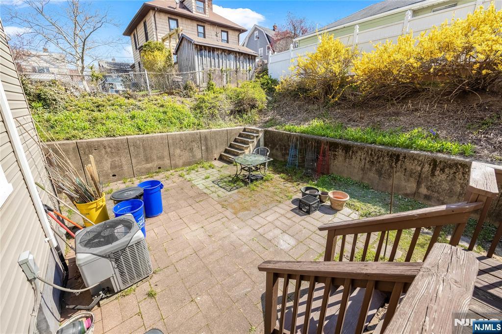 410 Mayer Court, Unit 1ST FL WITH Ridgefield, NJ 07657 - Photo 18 of 25