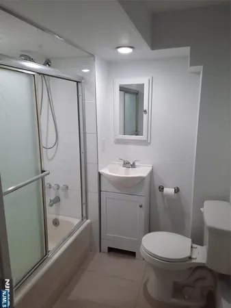 $4,475 | 410 Mayer Court, Unit 1ST FL WITH, Ridgefield, NJ 07657