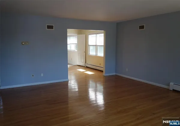 $4,475 | 410 Mayer Court, Unit 1ST FL WITH, Ridgefield, NJ 07657