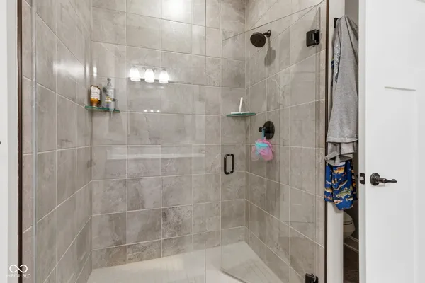 $425,000 | 4423 West Preserve Pass, New Palestine, IN 46163