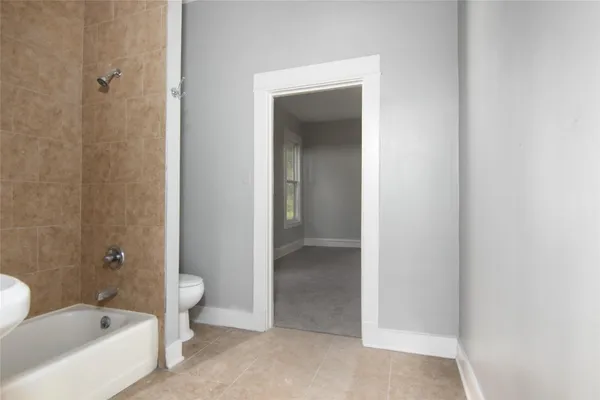 $1,495 | 3220 Melbourne Street, Houston, TX 77026