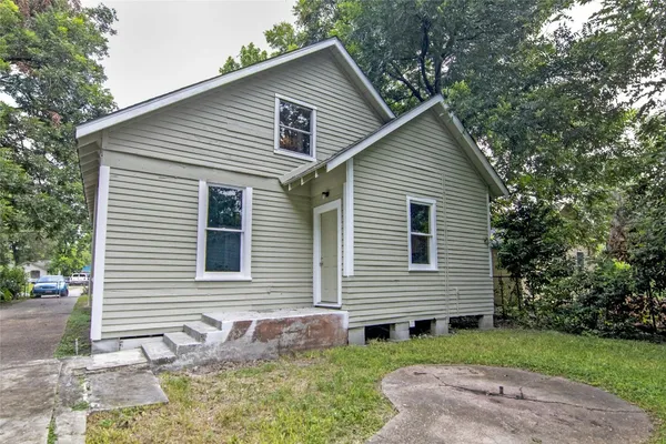 $1,495 | 3220 Melbourne Street, Houston, TX 77026