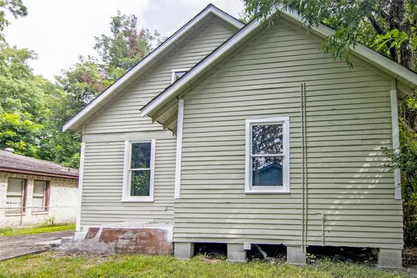 $1,495 | 3220 Melbourne Street, Houston, TX 77026