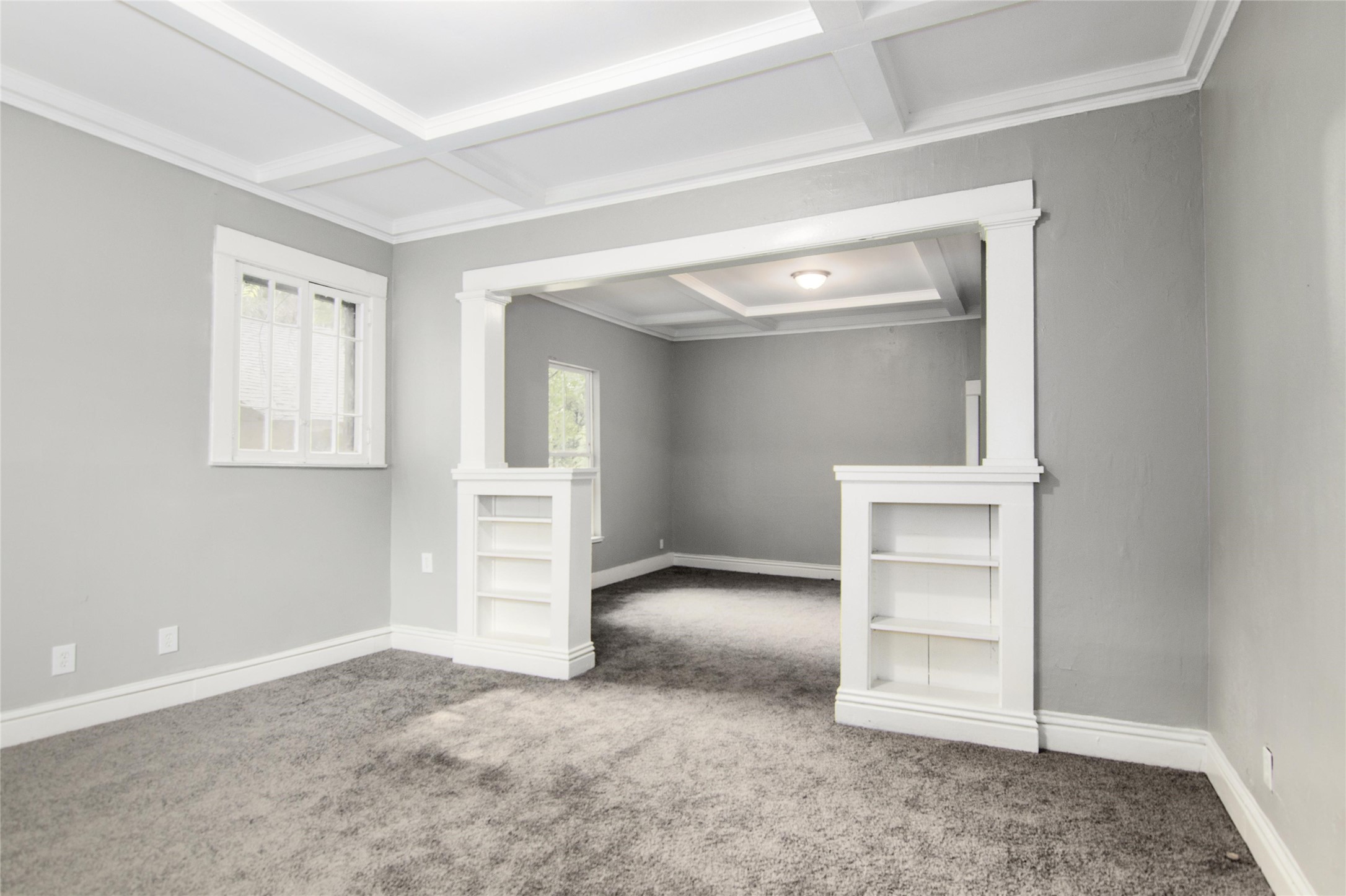 3220 Melbourne Street Houston, TX 77026 - Photo 5 of 23 an empty room with closet and windows