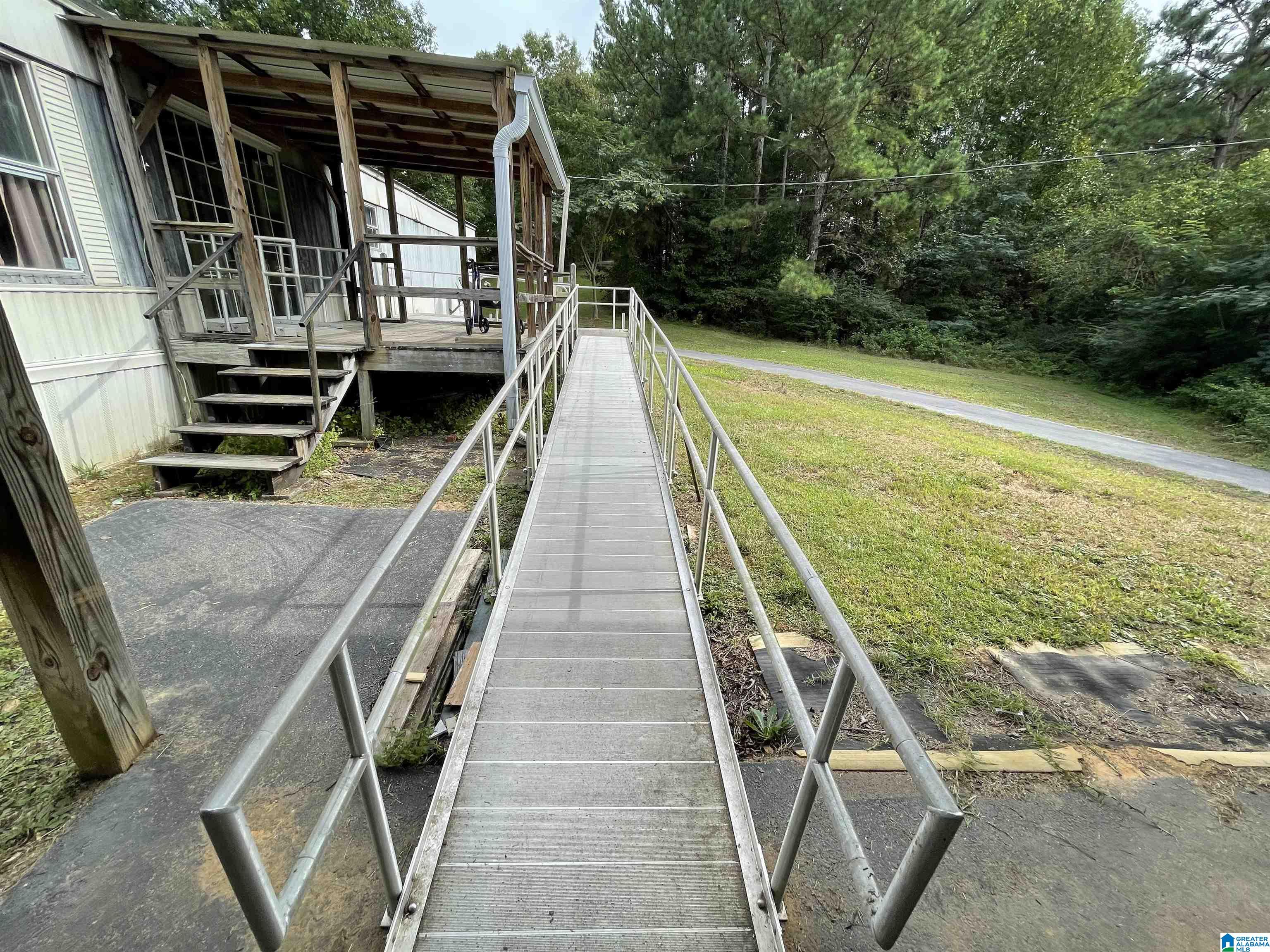 4465 Cook Springs Road Pell City, AL 35125 - Photo 2 of 26