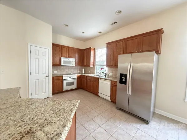 $2,800 | 9315 Rosalyn Glen Road, Cornelius, NC 28031