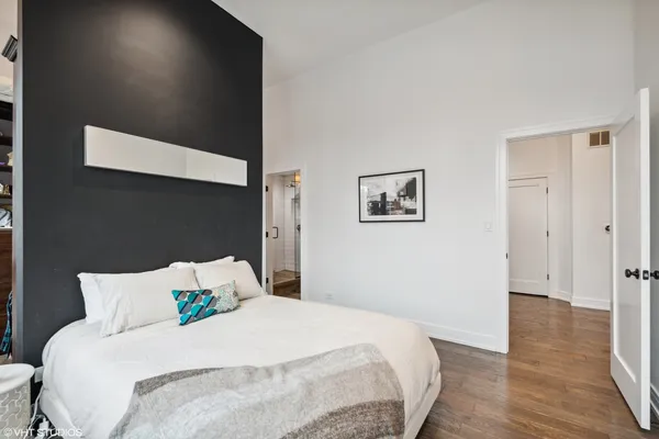 $4,250 | 812 West Van Buren Street, Unit 6D, Chicago, IL 60607