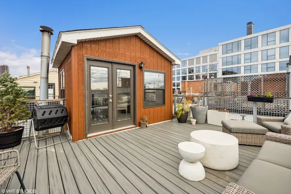 $4,250 | 812 West Van Buren Street, Unit 6D, Chicago, IL 60607