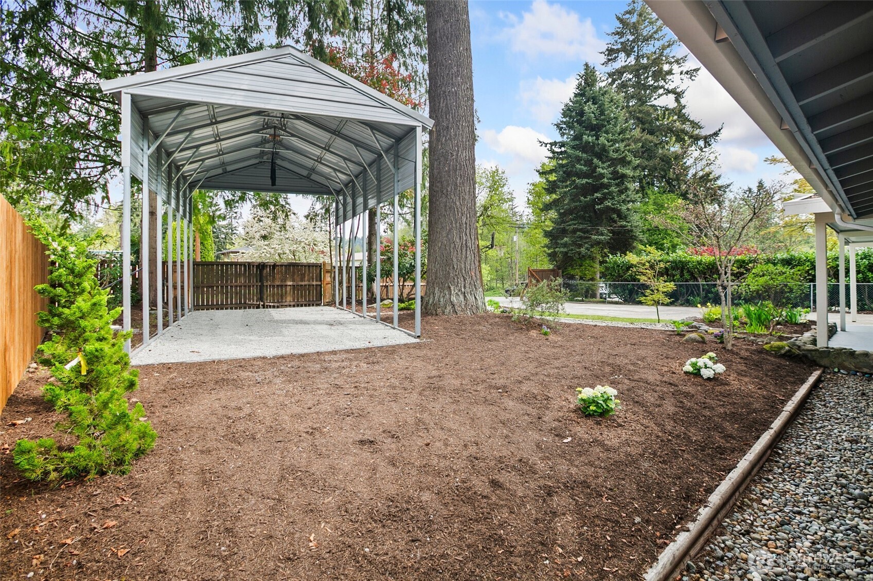 18445 Southeast 135th Street Renton, WA 98059 - Photo 33 of 38 Gallery Image 33
