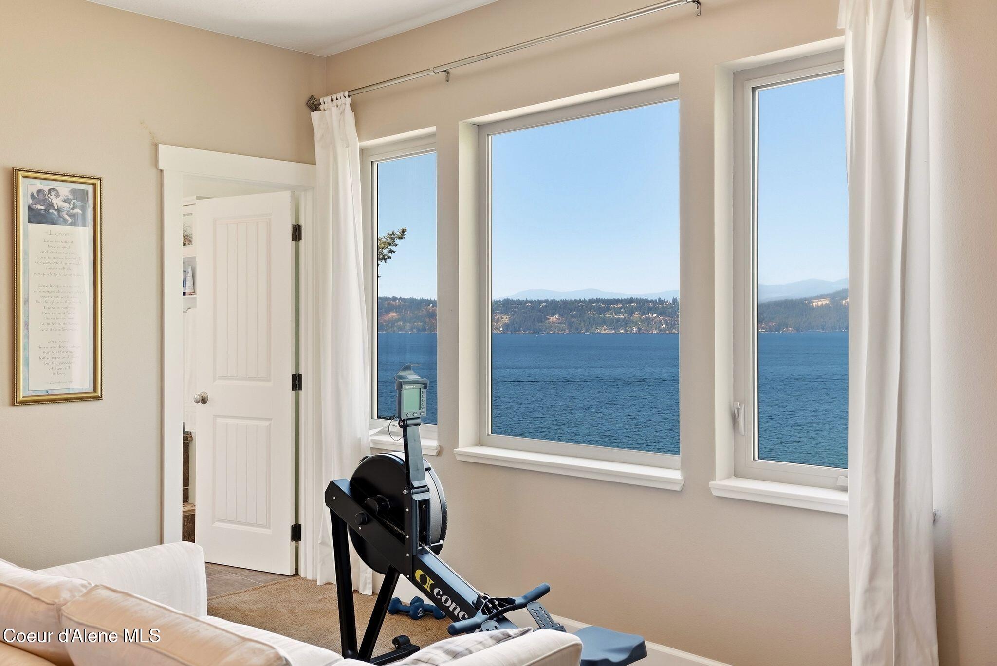 2212 South Silver Beach Road Coeur D'Alene, ID 83814 - Photo 41 of 112 Lots of Natural Light