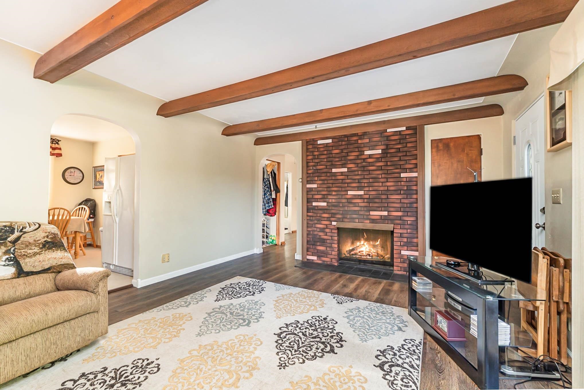 4779 Joy Road Midland, MI 48642 - Photo 6 of 30 Gallery Image 6