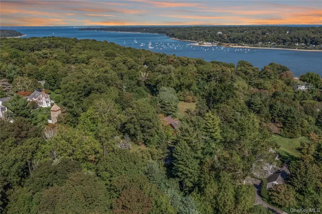 $1,950,000 | 1276 Ridge Road, Syosset, NY 11791