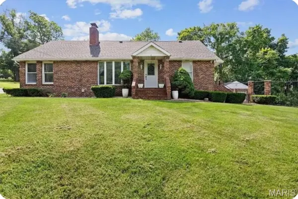 $379,900 | 201 Stone Street, Potosi, MO 63664