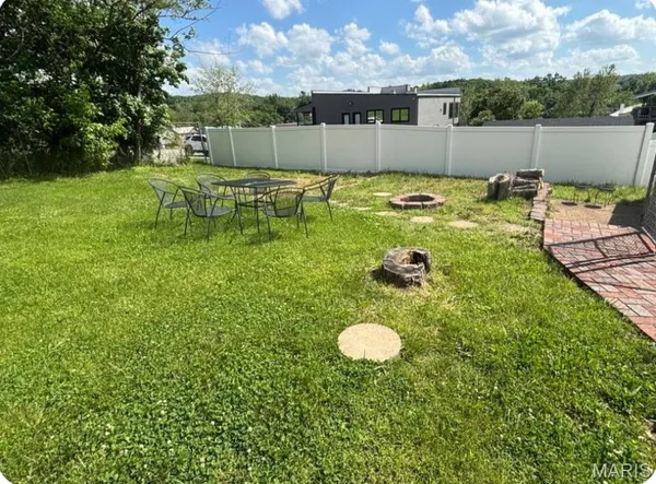$379,900 | 201 Stone Street, Potosi, MO 63664