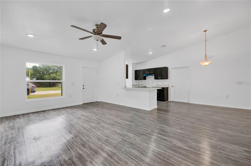 833 3rd Avenue Waverly, FL 33859 - Photo 7 of 35