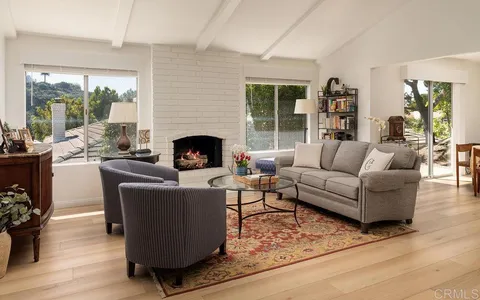 $1,650,000 | 131 Ebano Court, Solana Beach, CA 92075